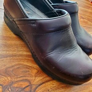 Dansko XP clogs